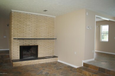 1412 Grove Park Blvd, Jacksonville, FL 32216 - photo 4