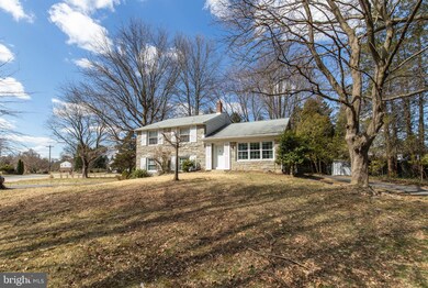 201 Governors Dr, Wallingford, PA 19086 - photo 2