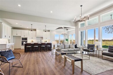 17156 S Laurelwood St, Olathe, KS 66062 - photo 6