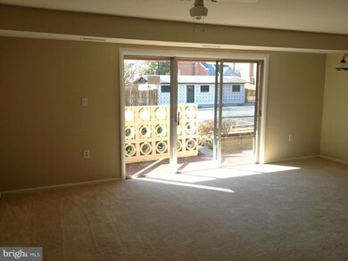 204 Park Terrace Ct SE unit 23, Vienna, VA 22180 - photo 3