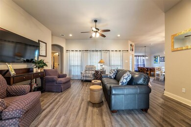 349 Bonita St, Hudson Oaks, TX 76087 - photo 3