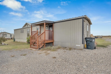 106 Cloudberry Ln, Elgin, TX 78621 - photo 3