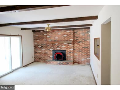 1094 Bethel Church Rd, Spring City, PA 19475 - photo 2