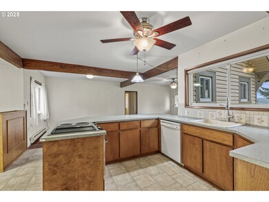 690 N 3rd Place, Kalama, WA 98625 - photo 4