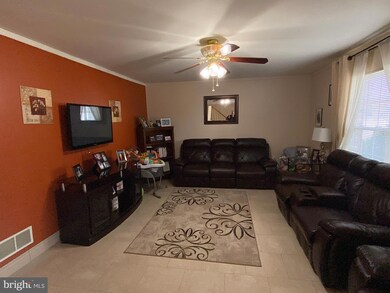 8 S Katrin Cir, New Castle, DE 19720 - photo 5