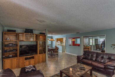 8932 Ricardo Ln, Jacksonville, FL 32216 - photo 7