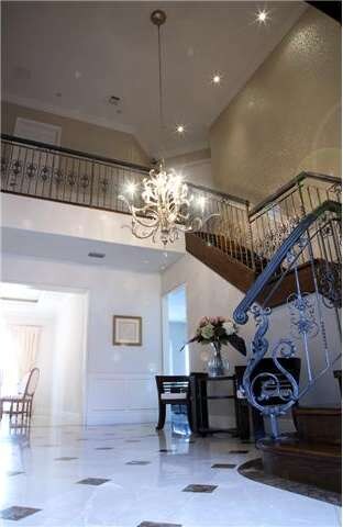 11210 NW 71st St, Doral, FL 33178 - photo 3