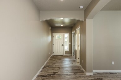 1818 NE Janice Way (3 of 25)