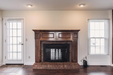 708 N Russell St, Portland, TN 37148 - photo 5