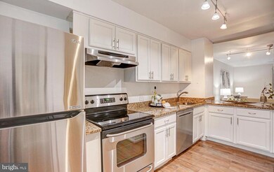 927 S Rolfe St unit 2, Arlington, VA 22204 - photo 5