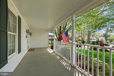 4643 Holleyside Ct, Dumfries, VA 22025 - photo 5