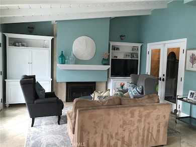 75 Claremont Ave, Long Beach, CA 90803 - photo 2