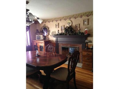 24 Montcalm Rd, Warwick, RI 02889 - photo 4