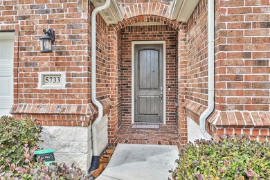Covered front porch.