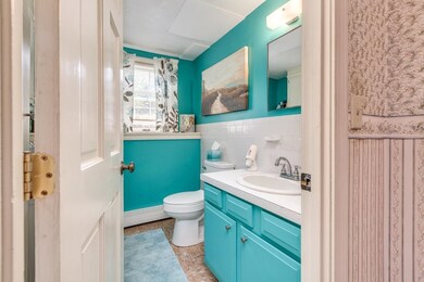 24 Berkley St, MerriMacK, NH 03054 - photo 3