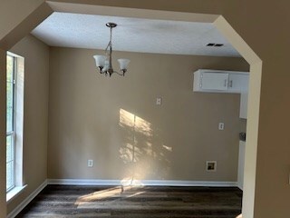 Kitchen/Breakfast Area
