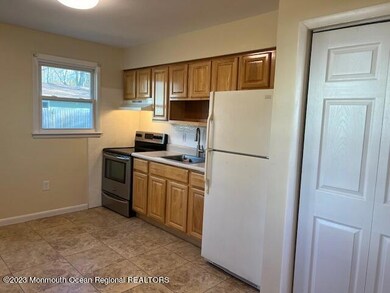 300 E Arverne Ave unit B, Ocean Gate, NJ 08740 - photo 4