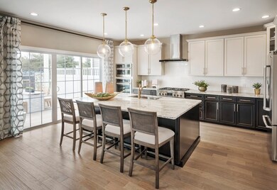 11 Hattie Ln unit 182, Millis, MA 02054 - photo 3