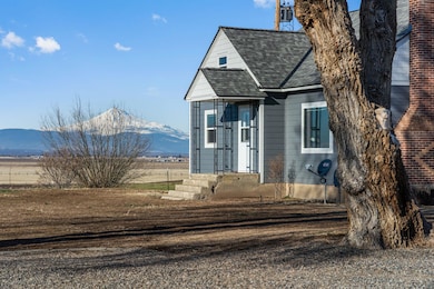 2660 SW Highland Ln, Culver, OR 97734 - photo 2