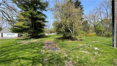 838 Stones Crossing Rd, Easton, PA 18045 - photo 2