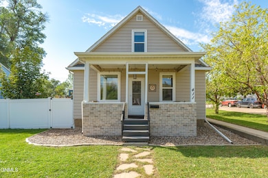 411 2nd Ave NE, Mandan, ND 58554 - photo 3