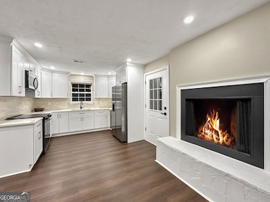 730 Carrie Cove Ln, Clarkesville, GA 30523 - photo 6