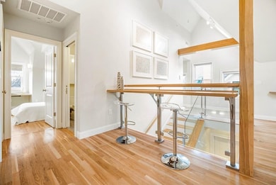 66 Oxford St unit 4, Cambridge, MA 02138 - photo 4