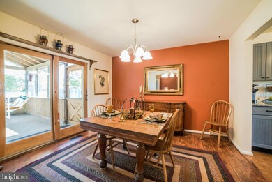 14701 Perrywood Dr, Burtonsville, MD 20866 - photo 6