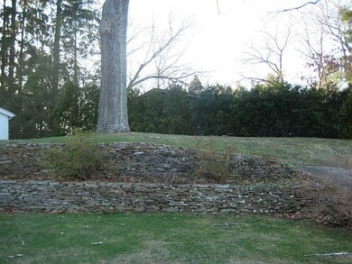 86 Coolridge Rd, Johnston, RI 02828 - photo 6