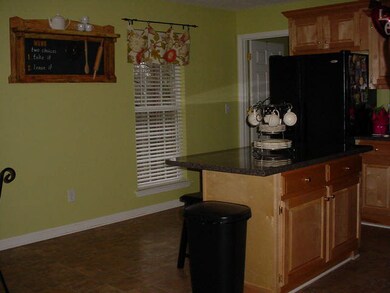 unlisted-address, Dalton, GA 30720 - photo 3