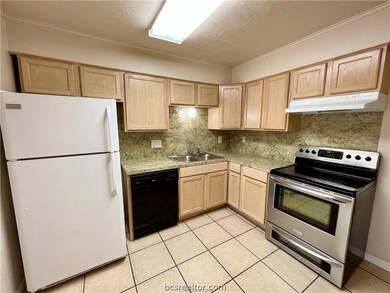 1603 Mossglenn Cir, College Station, TX 77840 - photo 6