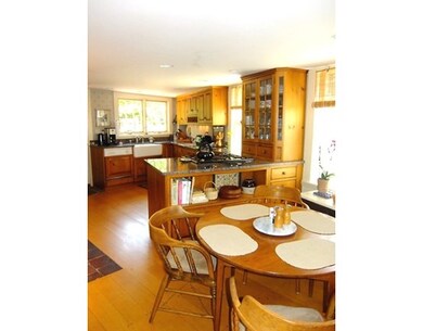 20 Middle St, Marblehead, MA 01945 - photo 6