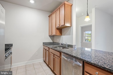 9521 Bastille St unit 106, Fairfax, VA 22031 - photo 4
