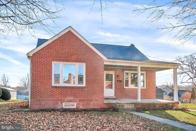 118 4th St, Shoemakersville, PA 19555 - photo 2