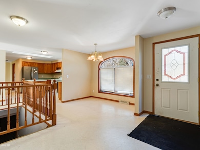 22105 Anthony Rd, Marengo, IL 60152 - photo 4