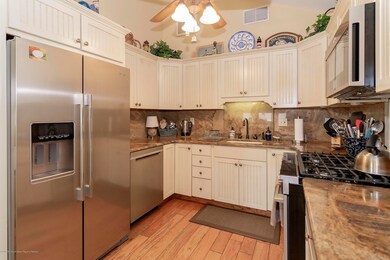 Kitchen1