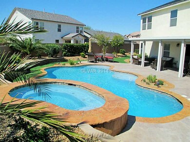 Swimming Pool/Hot Tub/Sauna.