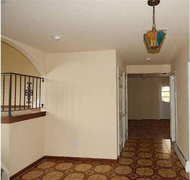 110 Wheatsheaf Rd, Warminster, PA 18974 - photo 5