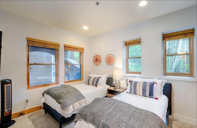 Bedroom2 (2)