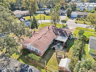 4146 Weber Ln E, Jacksonville, FL 32207 - photo 5