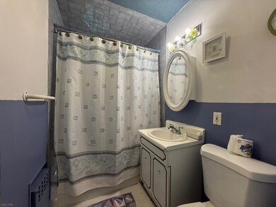 1683 Van Ness Terrace, Union, NJ 07083 - photo 7