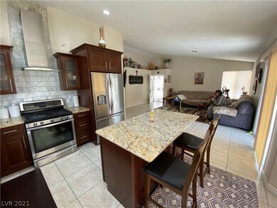 1904 Klamath Falls Way, Las Vegas, NV 89128 - photo 6