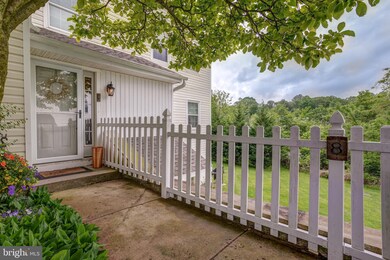 8 Ashley Ct, Glen Mills, PA 19342 - photo 5