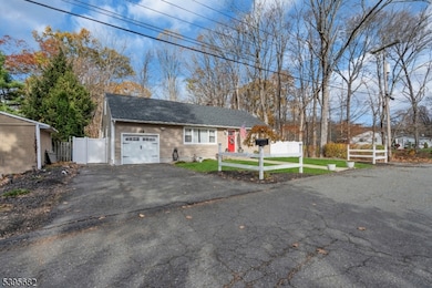 3 Roger Dr, Byram Township, NJ 07821 - photo 5