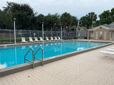 5150 Lake Loop Rd, Cooper City, FL 33330 - photo 4