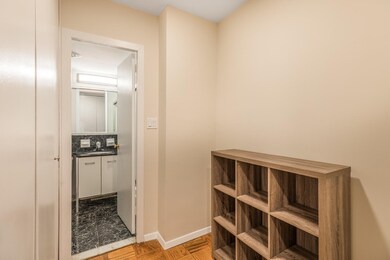 9 Hawthorne Place unit 14K, Boston, MA 02114 - photo 5
