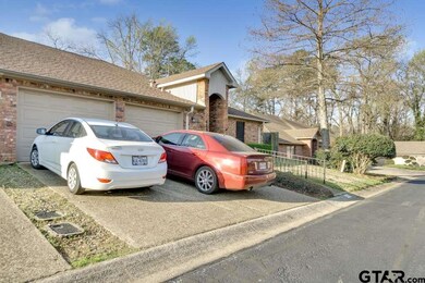 418 418 Amberwood Cir, Tyler, TX 75701 - photo 3