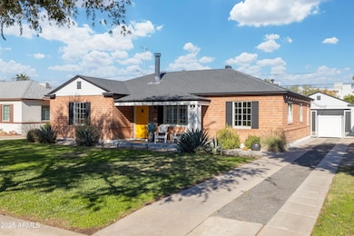 332 W Cambridge Ave, Phoenix, AZ 85003 - photo 3