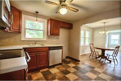 800 Whitner Rd, Reading, PA 19605 - photo 5