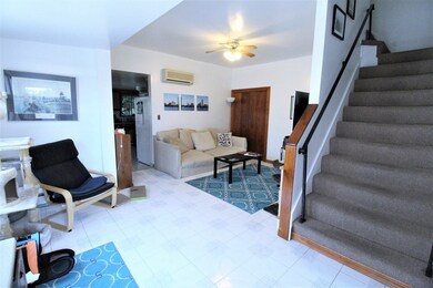 116 Massasoit St unit 1, Waltham, MA 02453 - photo 3